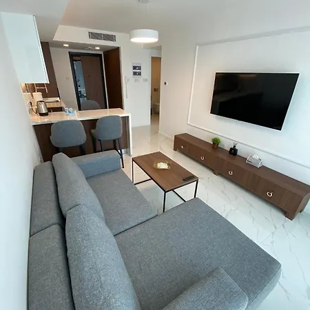 Grand Sapphire One Bedroom Apartament *