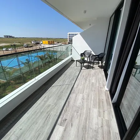 Grand Sapphire One Bedroom *