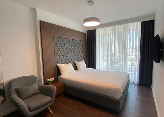 Grand Sapphire One Bedroom *